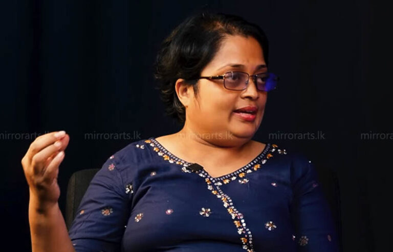Gayathri Khemadasa : ඊගෝ එක කුඩුපට්ටම් කරලා කූණු බාල්දියට දාන්න තාත්තා අපි හරිම තැනට ඇරියා