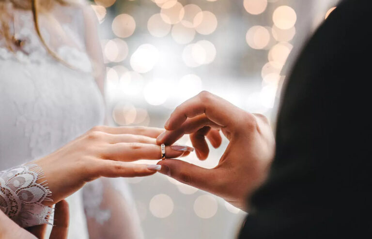 අලුතින් විවාහ වුණු අයට සතුටු ආරංචියක්