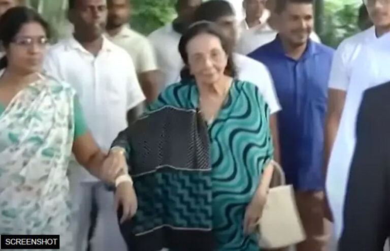 96 හැවිරිදි ‘ඩේසි ආච්චි’ යෝෂිතගේ නඩුවේ සැකකාරියක ලෙස නම් කරයි
