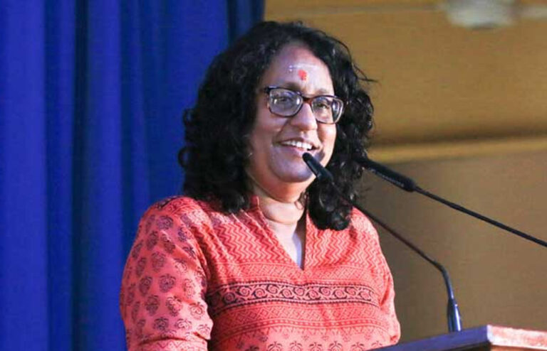 ටියුෂන් කර්මාන්තය ප්‍රවර්ධනය වූ හේතුව අගමැතිනිය පහදයි