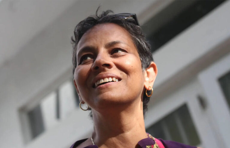 මැණිකා වැන් ඩර් පූටන්ගේ ඡායාරූපකරණය ගැන කතා බහක් හෙට (15)