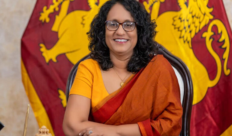 උතුම් ශ්‍රී දළදා ප්‍රදර්ශනයට අගමැතිගෙන් සුභාශිංසන