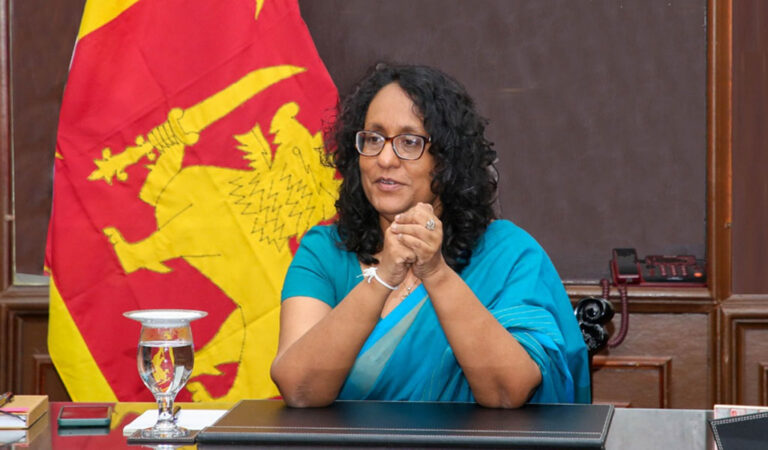 අගමැතිනියට මරණ තර්ජන