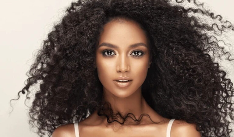 කැඩී බිඳී ගිය කැබලි වලින් පවා ජීවිතය ගැට ගසා ගැනීමට ශක්තිමත් වෙන දක්ෂ යක්ෂ ගැහැනු