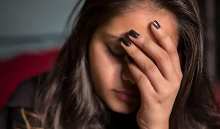 කාංසාව යනු කුමක් ද? ඊට ගොදුරු නොවීමට සහ ගොදුරු වූවන් ගලවා ගැනීමට ගත යුතු පියවර