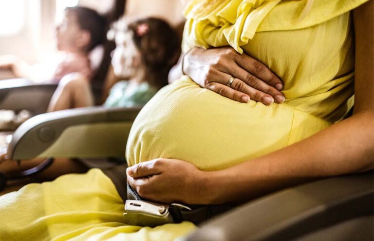 දරුවෙක් ලැබෙන්න ඉන්නකොට ගුවන් ගමන් තහනම්ද?