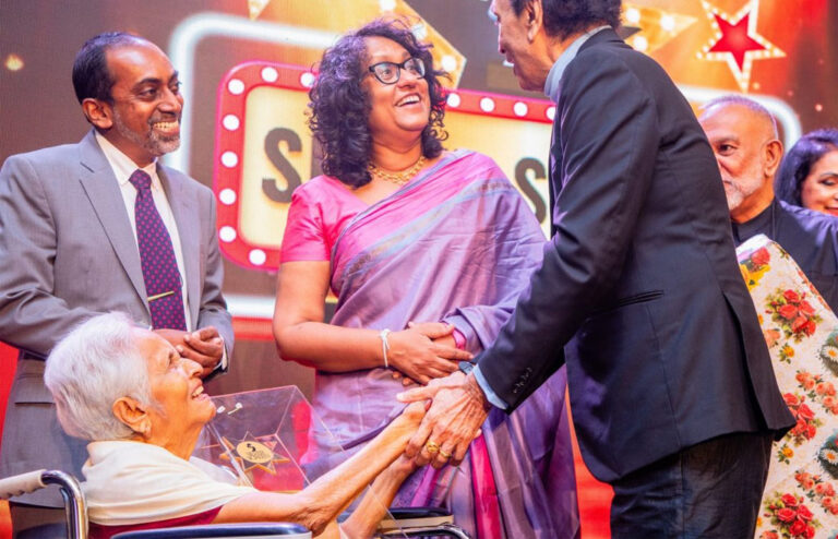 ප්‍රවීණ රංගනවේදිනී අයිරාංගනී සේරසිංහ ඇගයේ