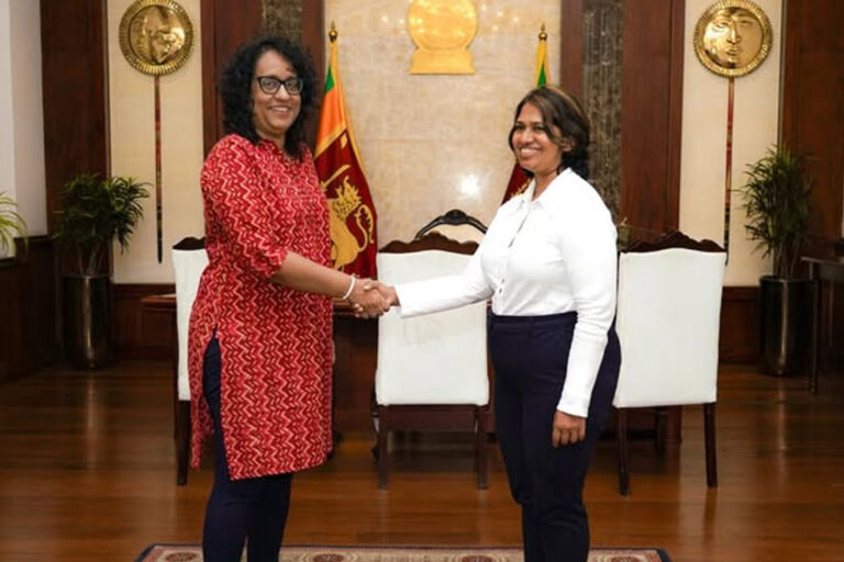 අගමැතිනිය ආචාර්‍ය නදීශා චන්ද්‍රසේන හමුවෙයි