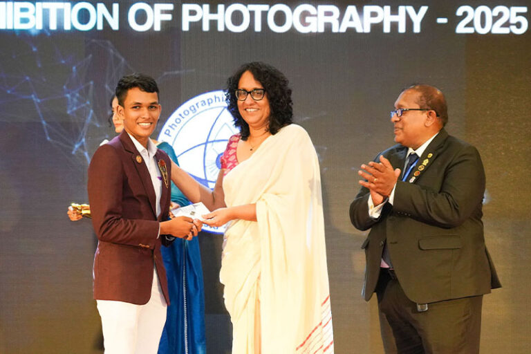 ශ්‍රී ලංකා ජාතික ඡායාරූප කලා සංගමය ගැන අගමැතිනිය කියූ කතාව