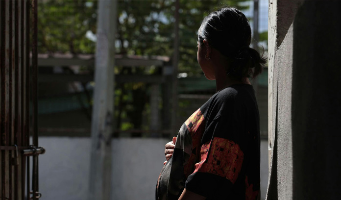ගෑණු මව් පදවිය රකින්න ඕන අතරේ පිරිමි පිය පදවිය රකින්න ඕනේ නැද්ද ?