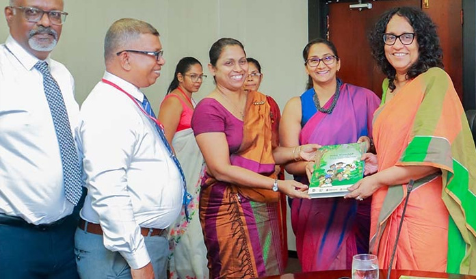 ‘ළමා සාහිත්‍ය’ යනු දරුවන්ගේ චින්තන රටාව හැඩගස්වන ප්‍රබල මාධ්‍යයක් – අගමැතිනිය