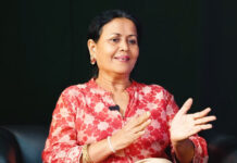 මගේ රූපය එන්න එන්නම මාලිනී අක්කගේ රූපයට සමාන වෙනවා – දමයන්ති ෆොන්සේකා