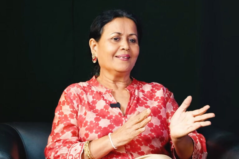 මගේ රූපය එන්න එන්නම මාලිනී අක්කගේ රූපයට සමාන වෙනවා – දමයන්ති ෆොන්සේකා