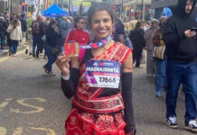 ඉන්දියානු දෙදරු මවකගෙන් සාරියක් පැළඳ වැඩිම වේගයෙන් මැරතන් දිවීමේ ගිනස් ලෝක වාර්තාවක්