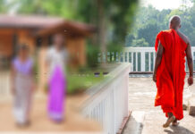 දරුවන් සසුනට පූජා කළ මවුපියන් වෙනුවෙන් ‘යතිවර මාපිය නිවහන’ අද බදුල්ලෙන් අරඹයි