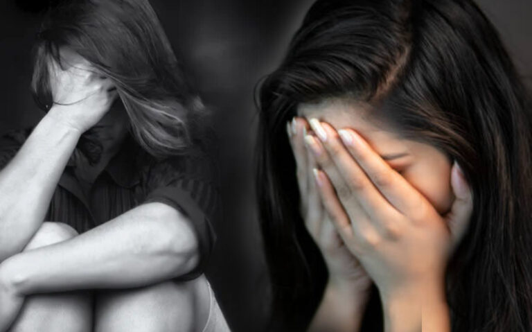 කඳුළු සඟවන ගැහැනු…